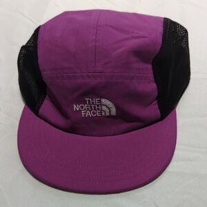 The North Face Magenta and Black Cap Kids M/M Original Price $26 New With Tags..